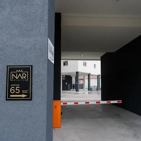 Nar Royalton #65 Free Parking Nisz