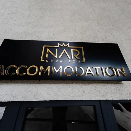 Nar Royalton #65 Free Parking